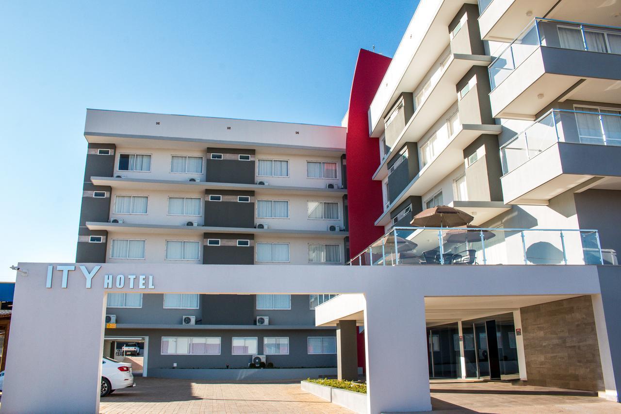 Ity Hotel Cristalina Exterior photo