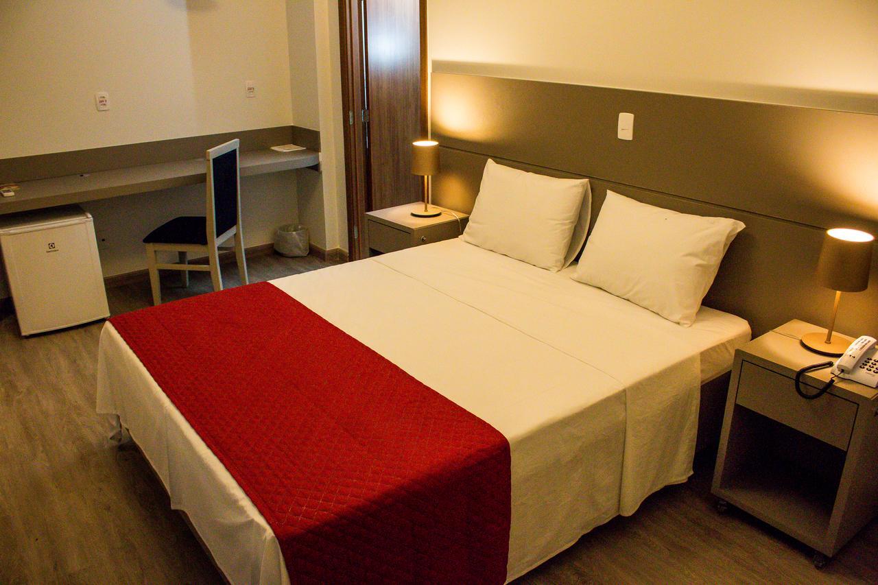 Ity Hotel Cristalina Exterior photo
